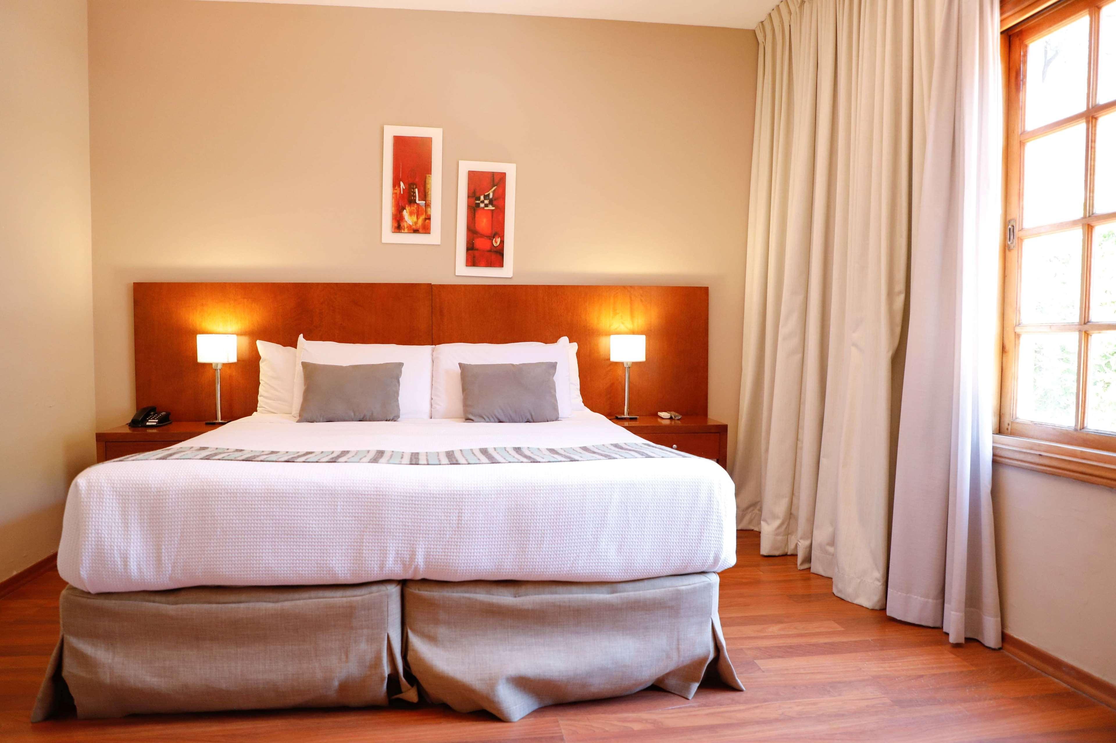 Howard Johnson Resort & Spa Escobar Белен-де-Эскобар Экстерьер фото